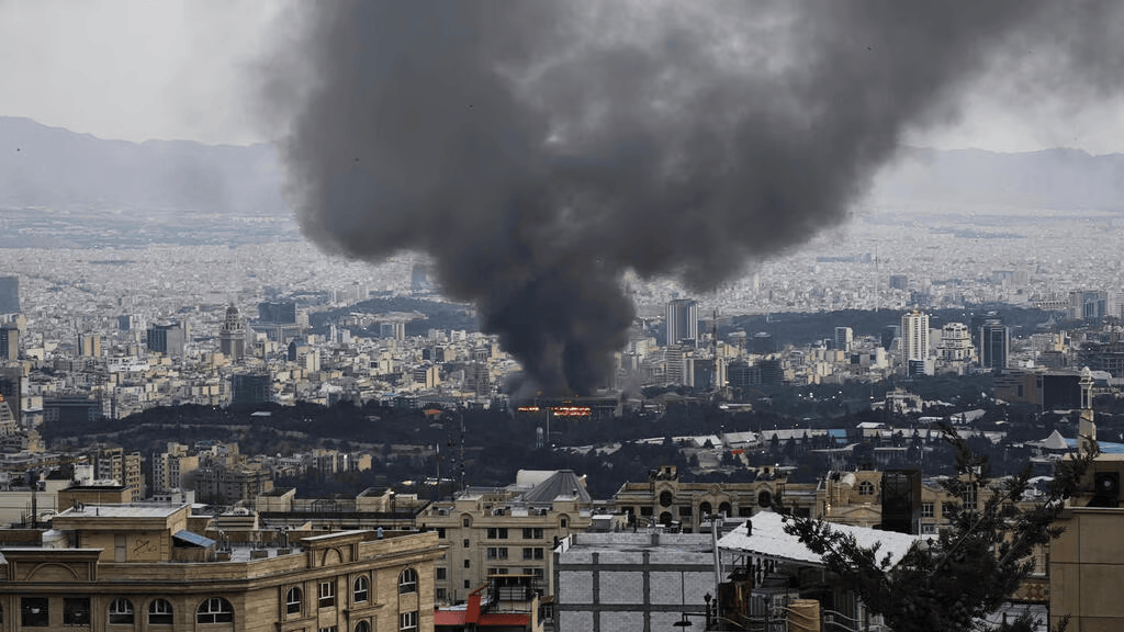 曼城vs外傣_以军飞行员披露空袭伊朗幕后：当天接行动指令曼城vs外傣，一个字也不能和家人说