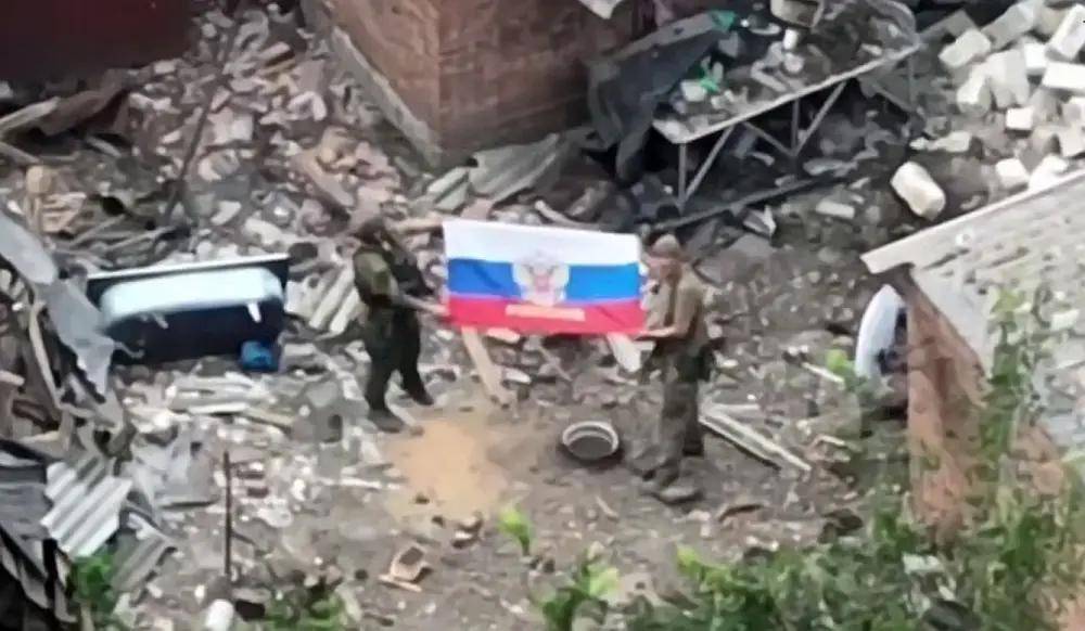 皇冠信用盘会员开户_决战打响皇冠信用盘会员开户，乌克兰被爆逃兵40万，泽连斯基豪赌失败，大结局来了？