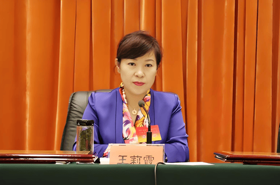 如何代理皇冠信用网_正部级美女大员被查！千万华服堆满多套住宅如何代理皇冠信用网，化妆团队提前数小时待命~