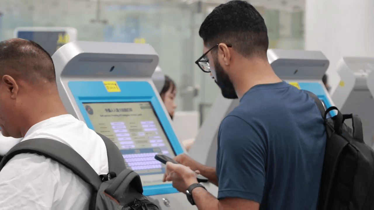 利物浦 vS 皇家马德里_深圳机场口岸出入境人次突破550万 创历史同期新高