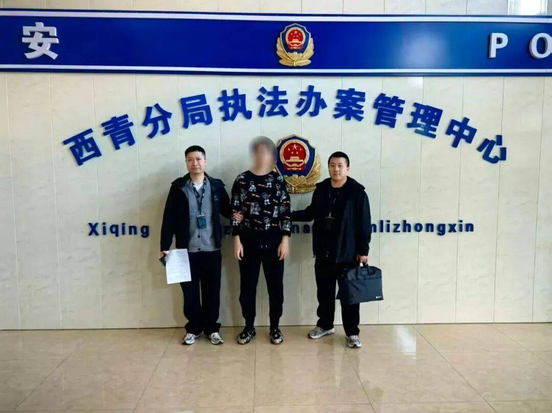 皇冠信用盘开号_“哥哥再不发工资皇冠信用盘开号，我又要挨饿啦”